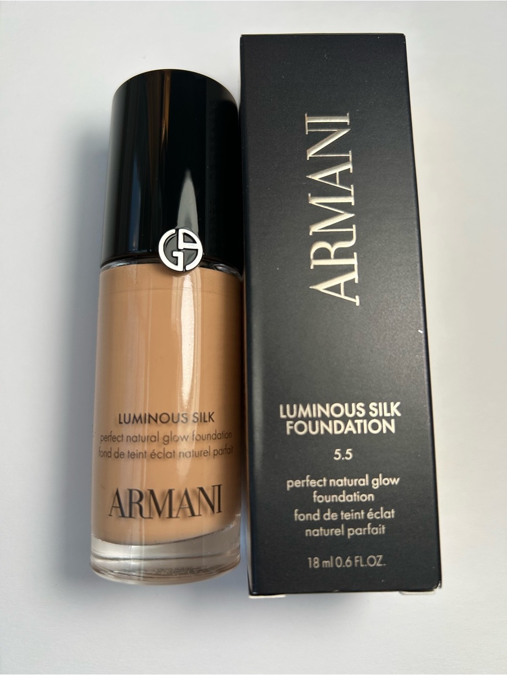NWT🌷(#5.5) Armani Mini Luminous Silk Natural Glow Blurring Liquid Foundation